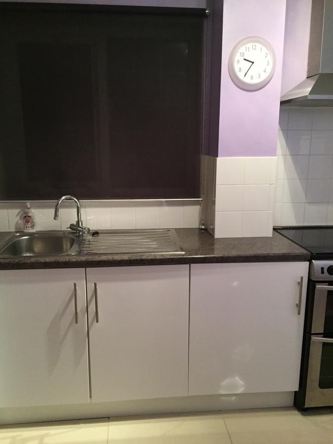 Waltham Abbey Private Property 外观 照片